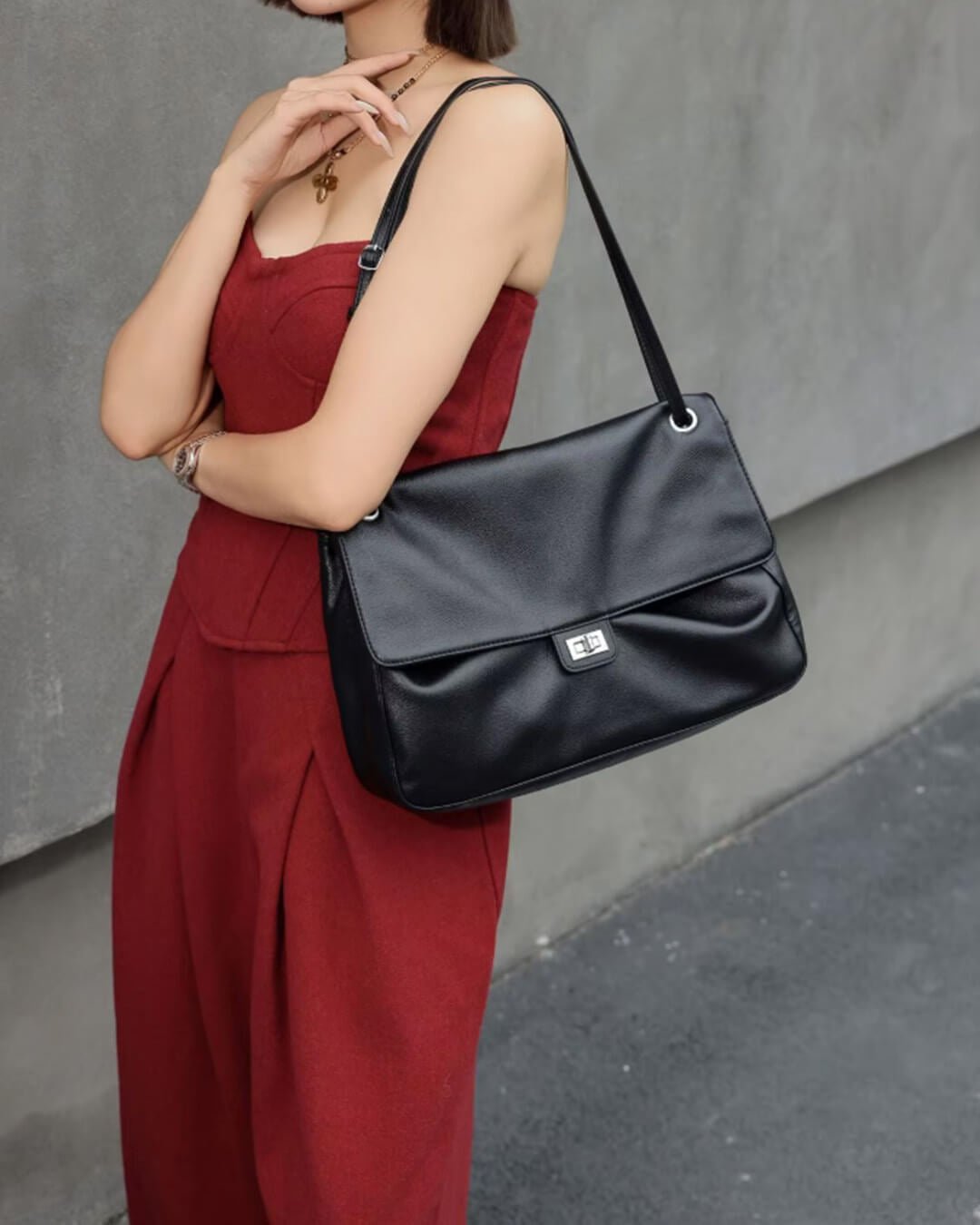 OLANE Leather Flap Maxi Shoulder Bag Black32x9x22 cmWomen's Handbags