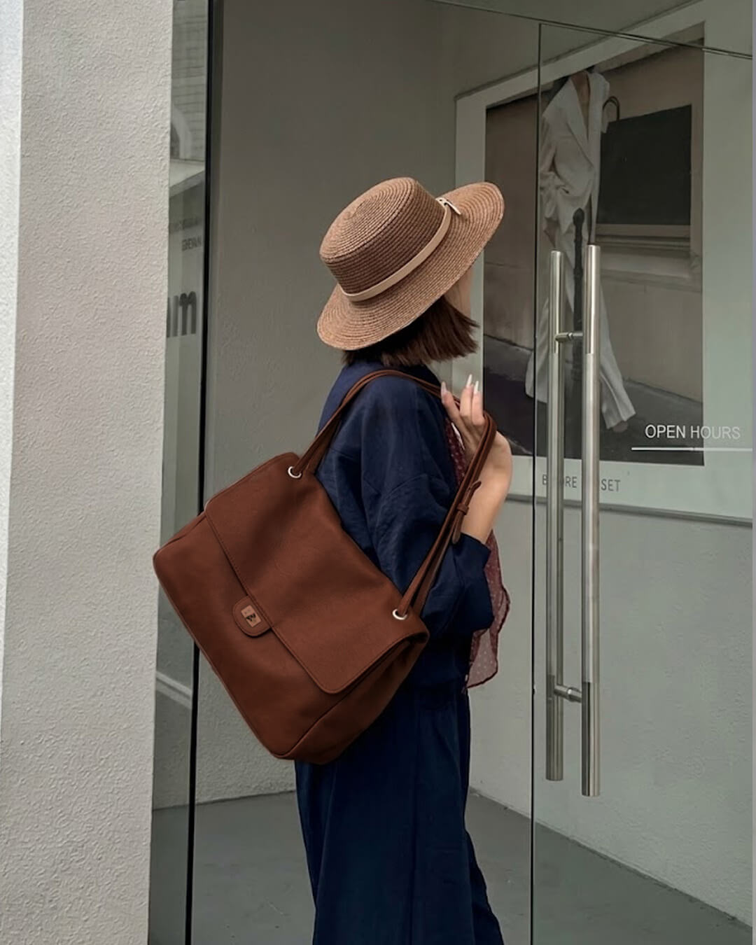 OLANE Leather Flap Maxi Shoulder Bag Light Brown32x9x22 cmWomen's Handbags