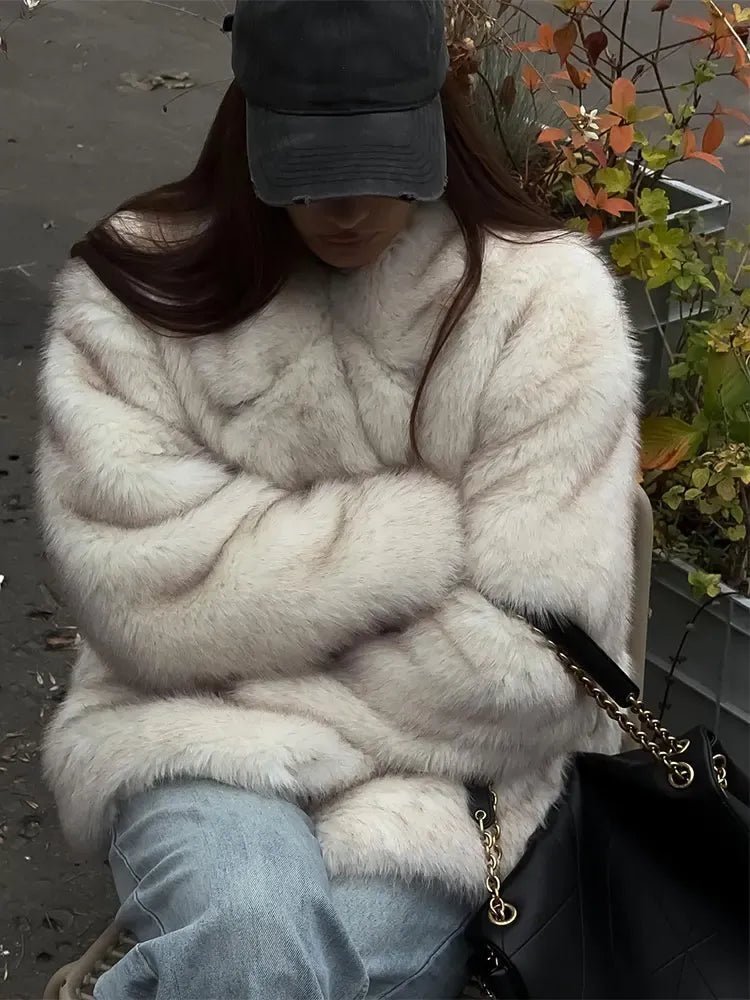 OLANE Long Plush Faux Fur Coat BeigeSWomen's Coats & Jackets