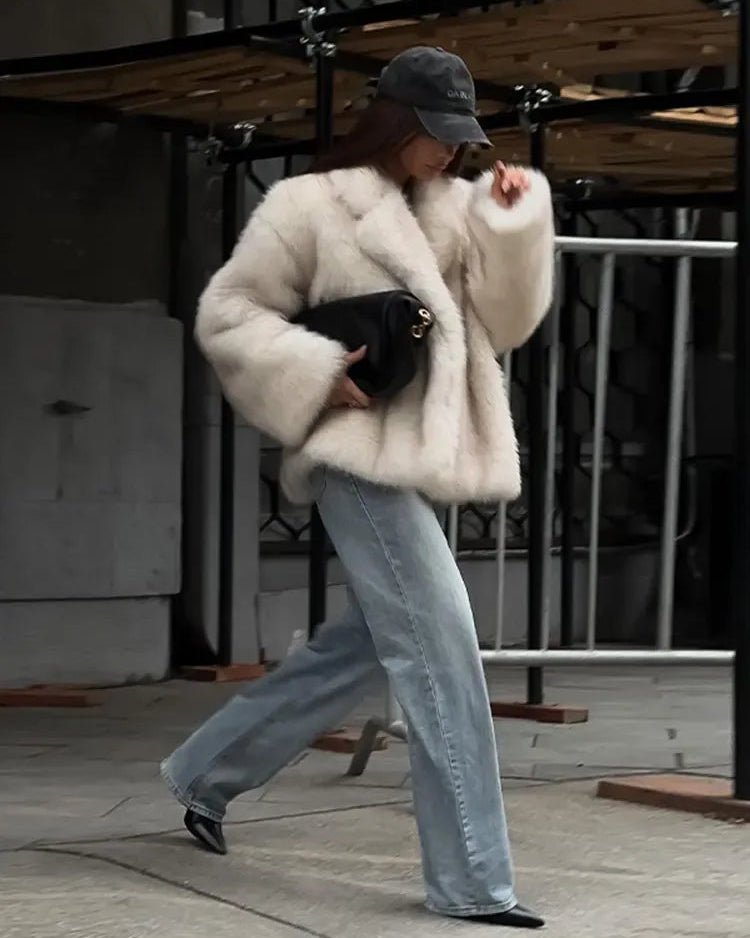 OLANE Long Plush Faux Fur Coat BeigeSWomen's Coats & Jackets