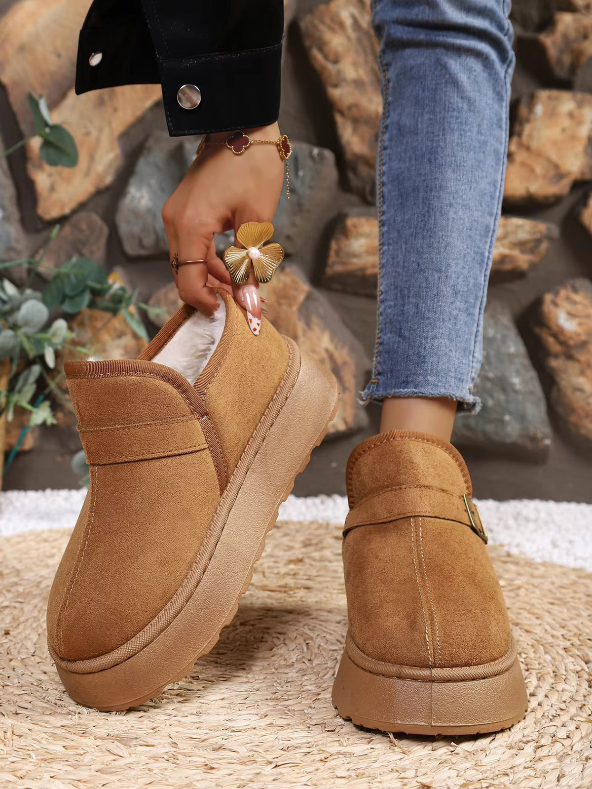 OLANE Slip-On Suede Platform Ankle Booties Camel41Boots