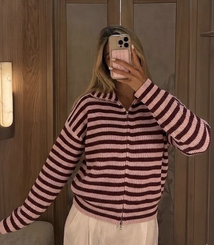 OLANE Striped High-Neck Knit Sweater LWomen's Sweaters & Cardigans