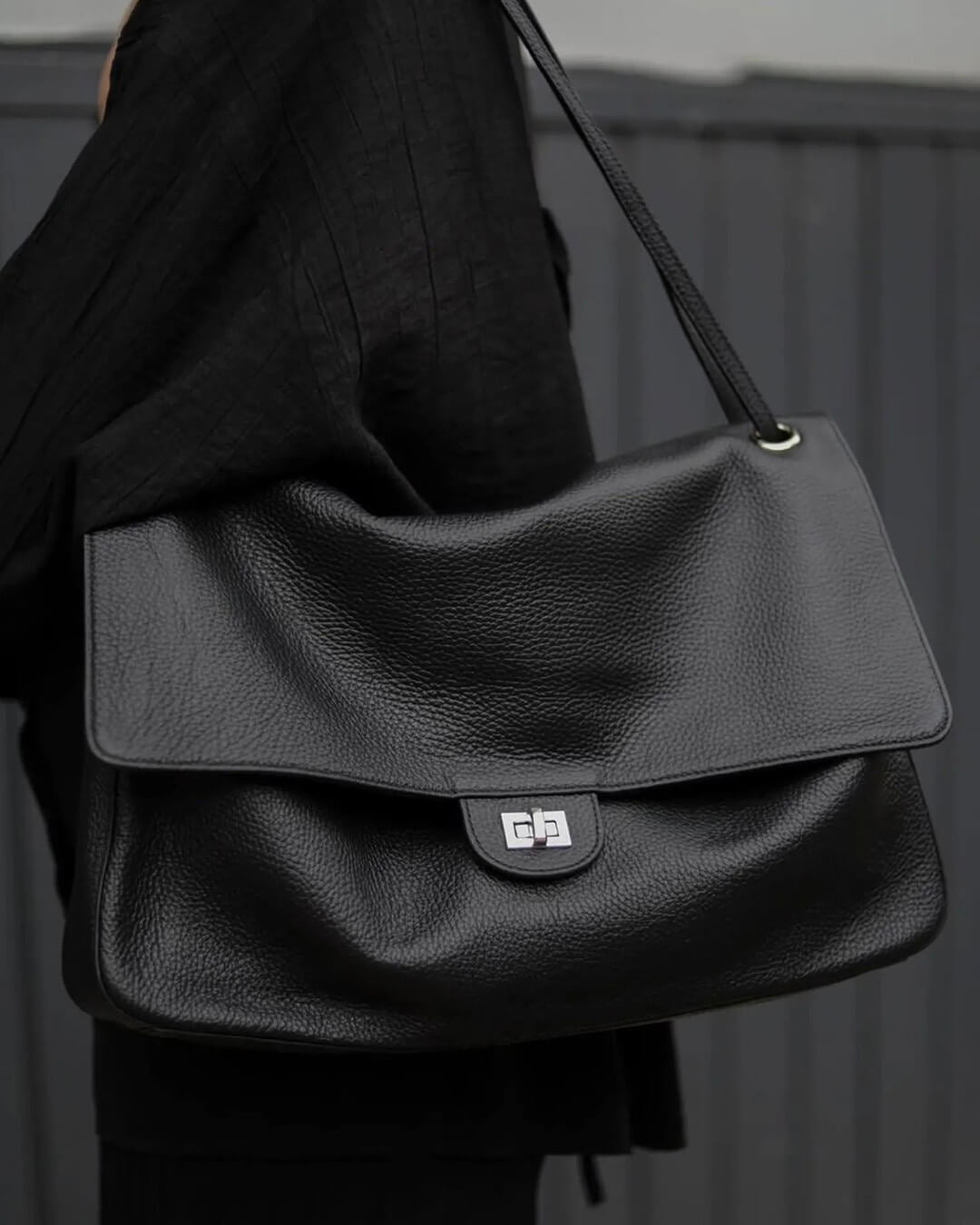 OLANE Stylish Commuting Tote Bag BlackBag