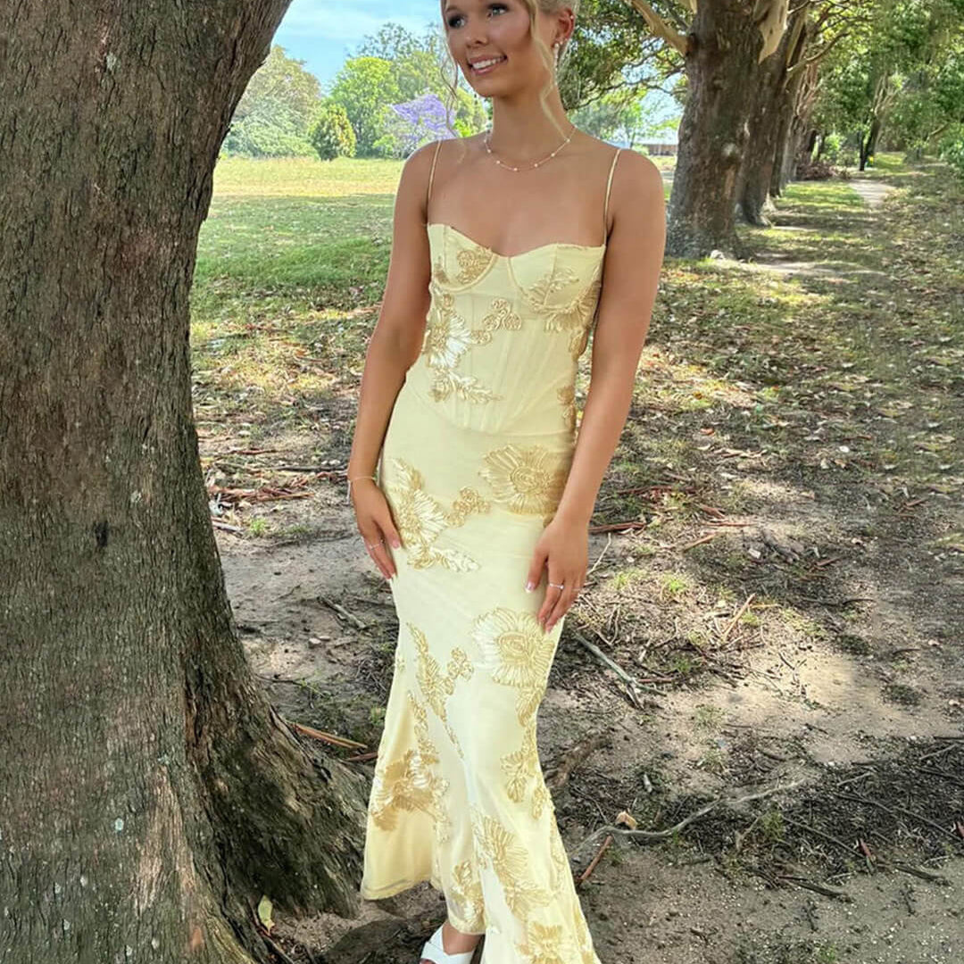Bodycon Appliqué Tie-Back Evening Gown