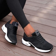 Chaussures de marche légères et rembourrées
