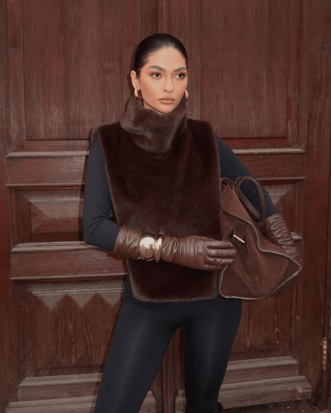 OLANE Cropped Faux Fur Turtleneck Vest BrownSWomen's Coats & Jackets