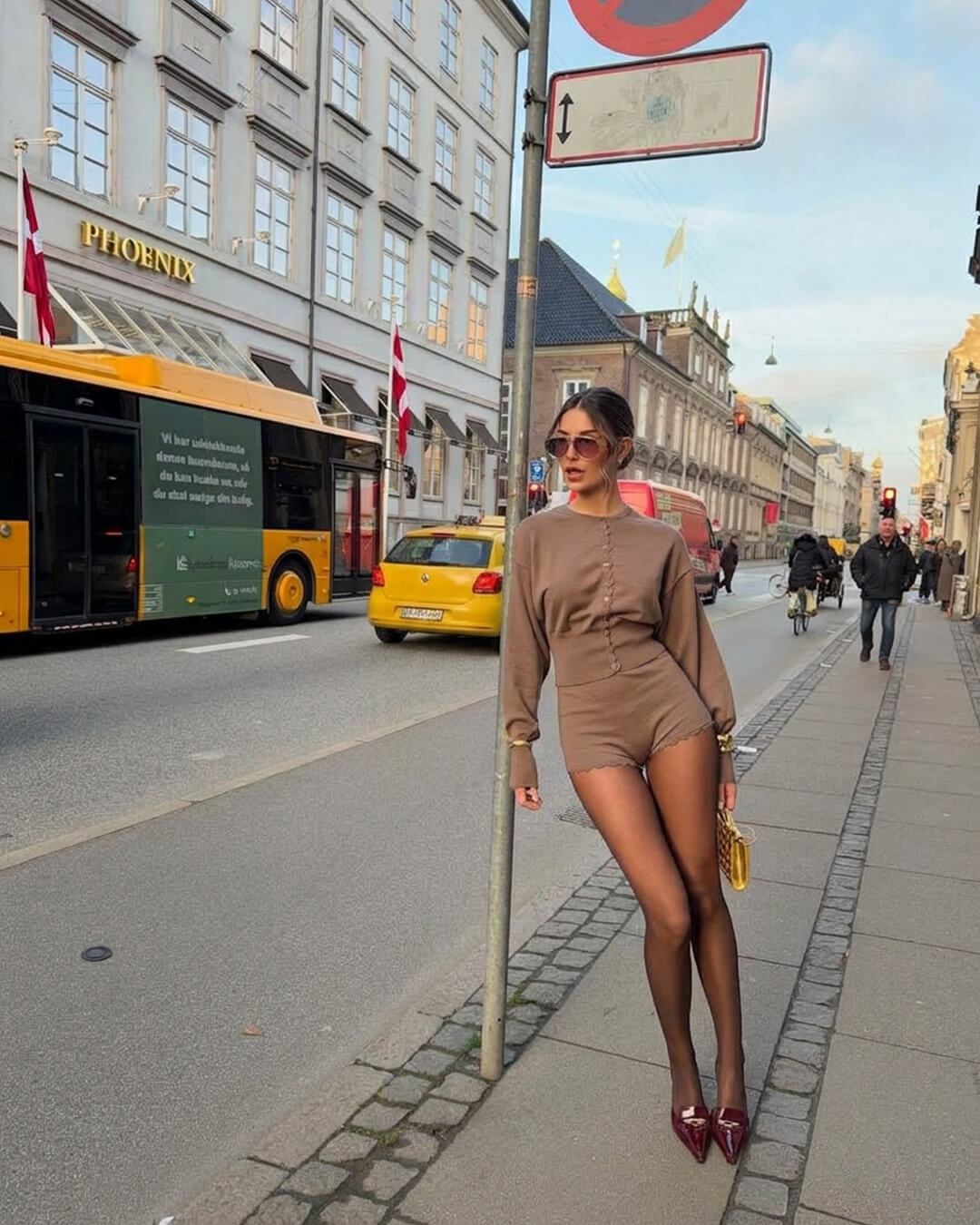 OLANE High Waist Ribbed Knit Two-Piece Set BrownSDress