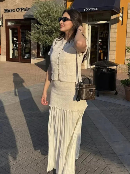 OLANE Knitted Tank Pleated Skirt Set Beige SetMWomen's Sets