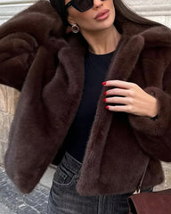 Veste en Fausse Fourrure Douillette à Col Revers