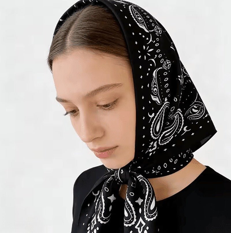 OLANE Rachel Lightweight Paisley Knitted Bandana Scarf BlackOne sizeWomen's Accessories