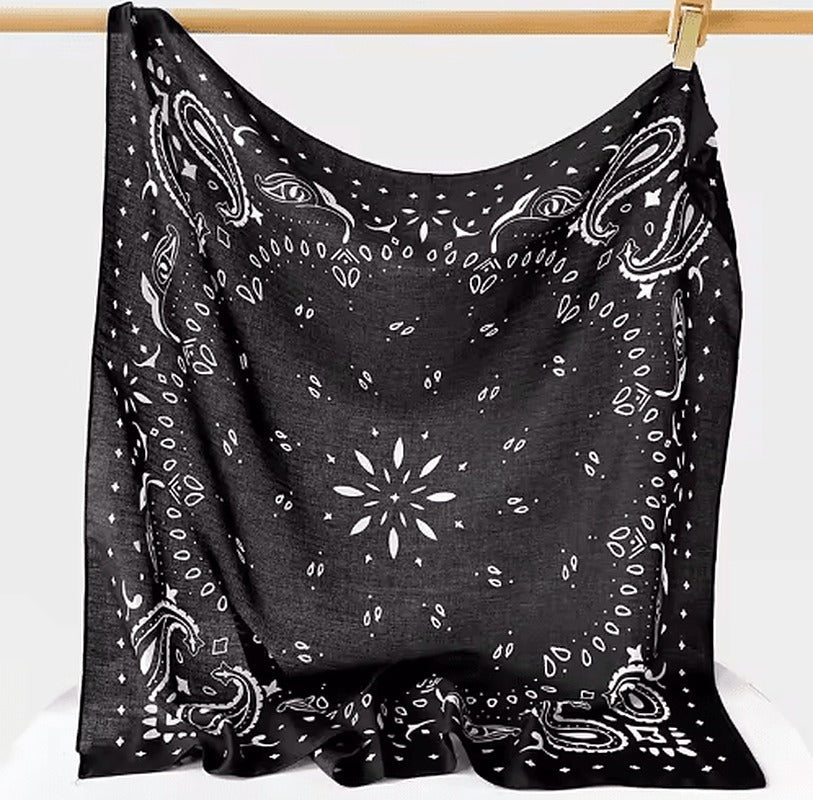 OLANE Rachel Lightweight Paisley Knitted Bandana Scarf BlackOne sizeWomen's Accessories