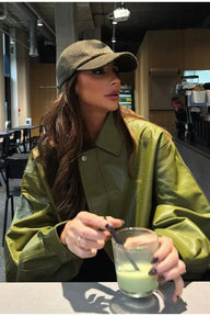 Veste en similicuir vert vintage