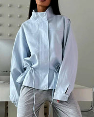 Veste à col montant zippée avec cordon de serrage