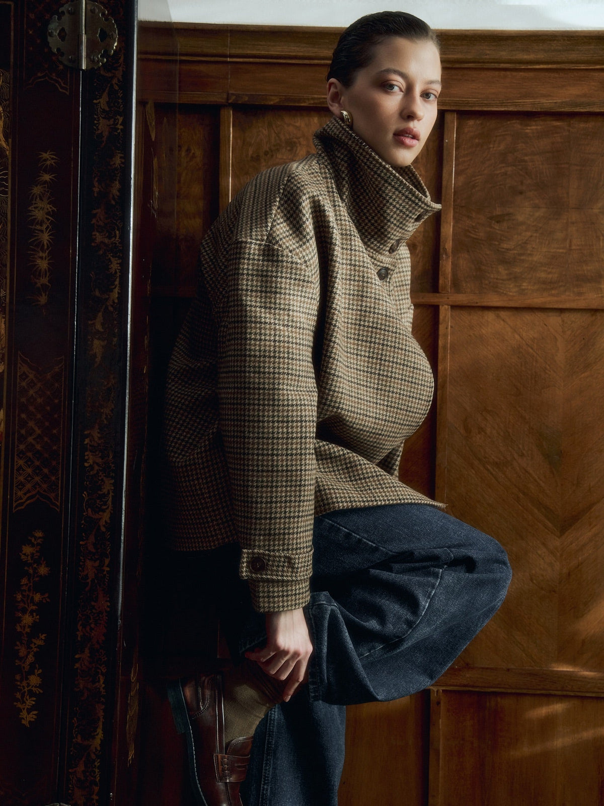 Funnel Neck Houndstooth Short Jacket