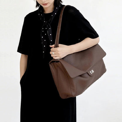 Elegant Crossbody Shopper Bag