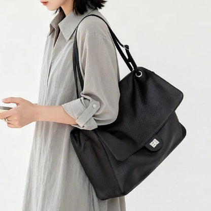 Elegant Crossbody Shopper Bag