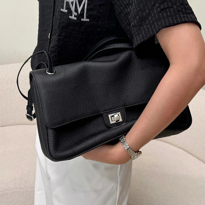 Elegant Crossbody Shopper Bag