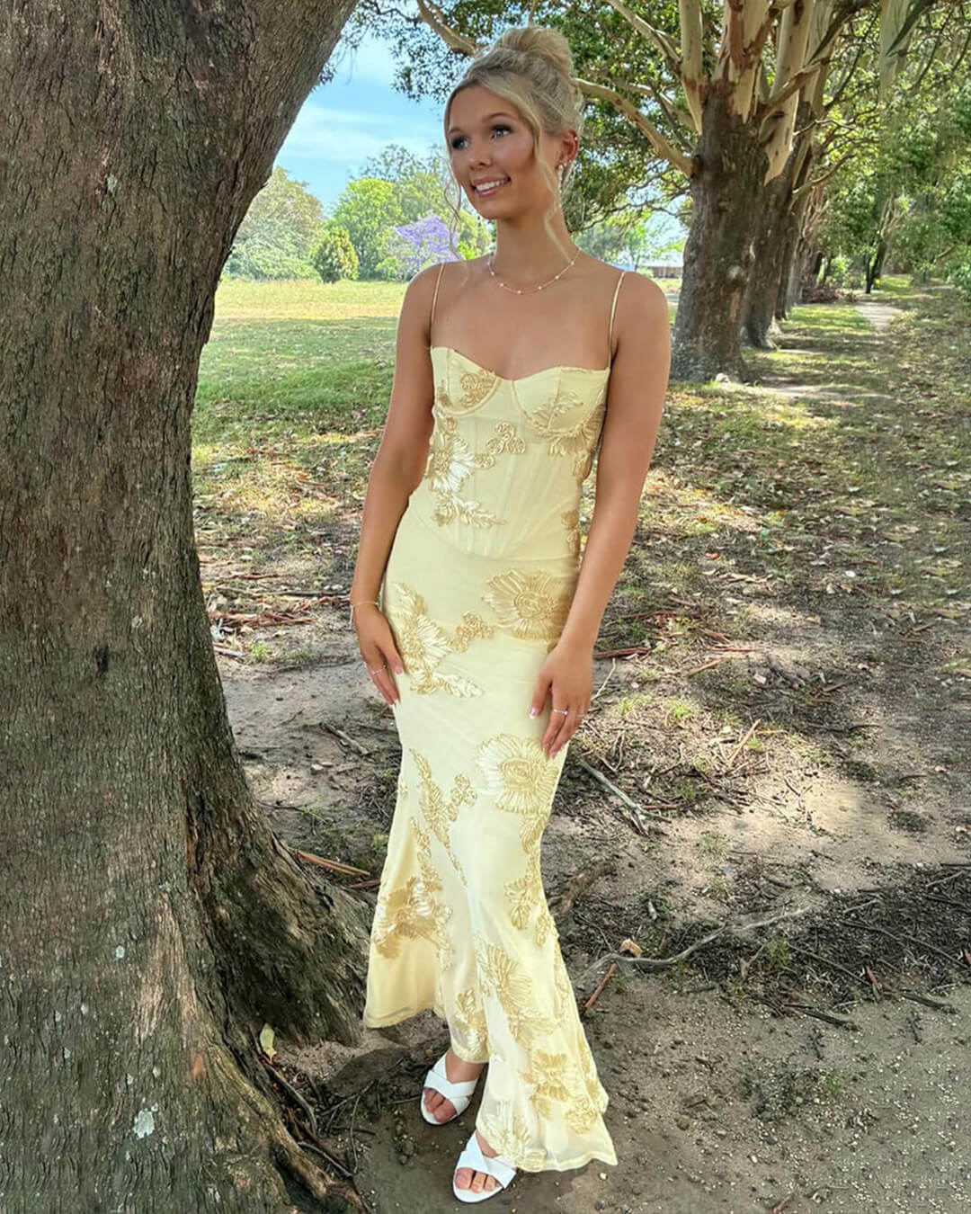 Bodycon Appliqué Tie-Back Evening Gown
