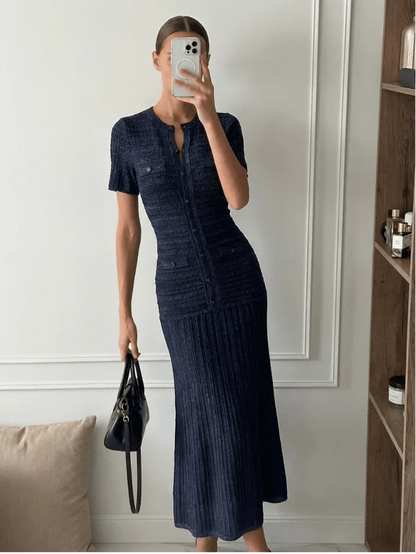 Robe maxi en maille à sequins cintrée à la taille