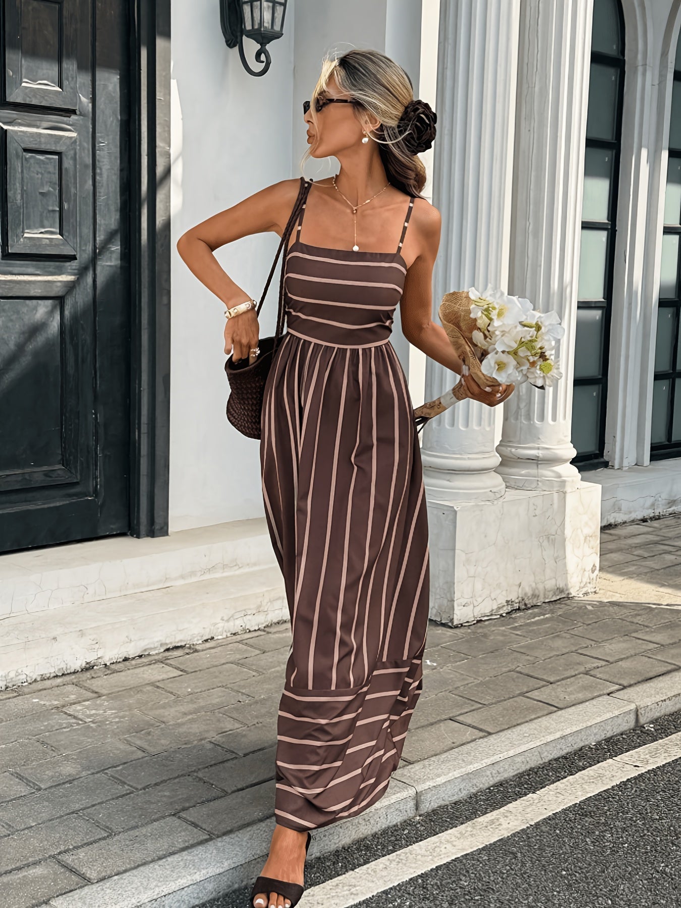 Robe nuisette en lin rayée