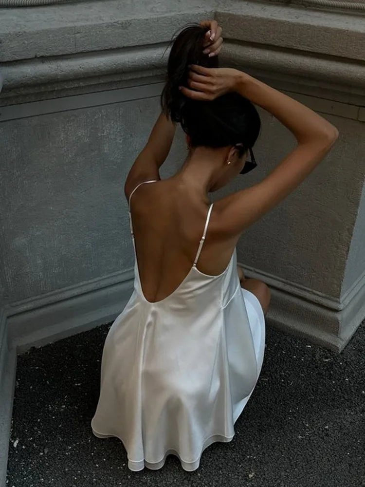 Robe Cami Courte en Satin sans Manches