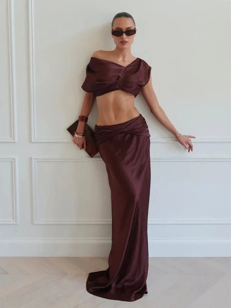 Ensemble deux pièces plissé en satin à une épaule