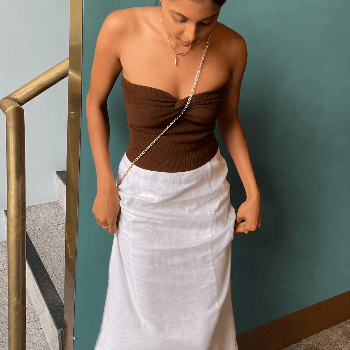 Top court bustier épaules dénudées